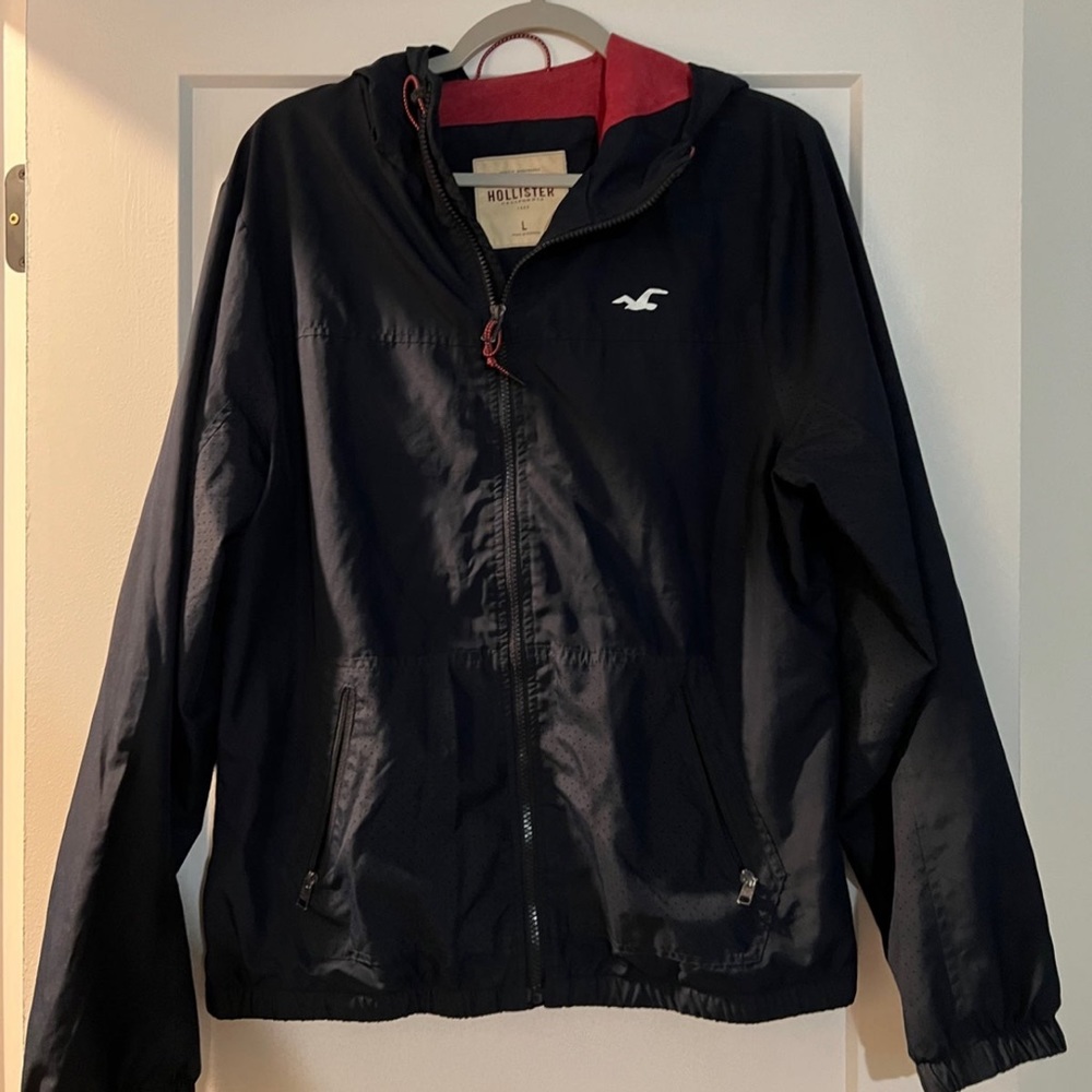 Hollister windbreaker large